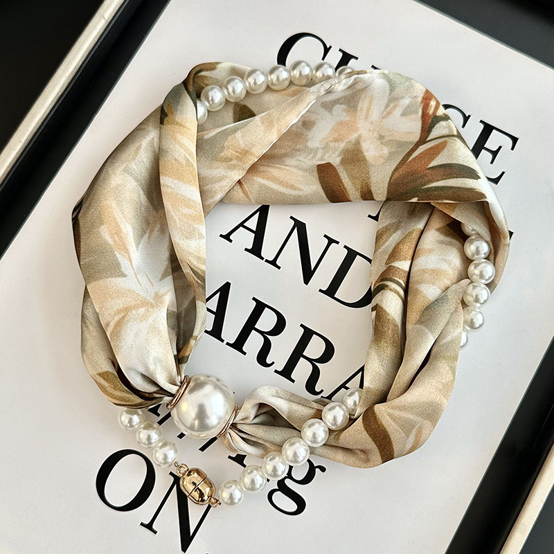 磁気クラスプ付きパール装飾プリントシルクスカーフ 女性用 春 - Face Scarf Mask のレビューと価格